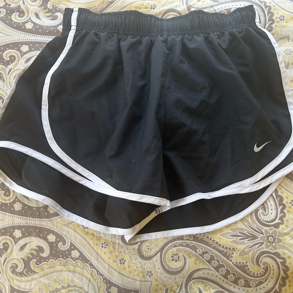 nike dri fit athletic shorts